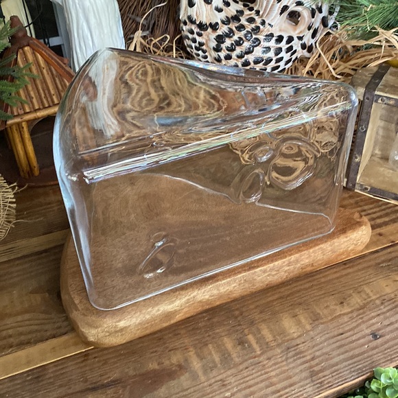 Pottery Barn Large Handmade Glass and Wood Cheese Shaped Cheese Cloche 🧀 🐭🍷 - Picture 2 of 16